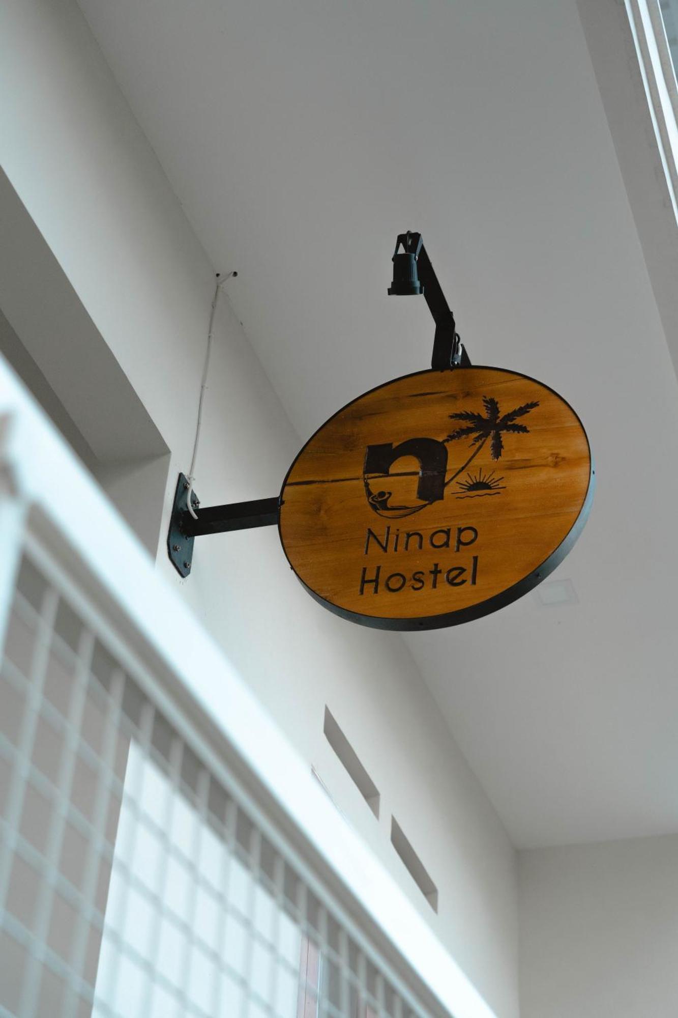 Ninap Hostel Banyuwangi  Exterior photo
